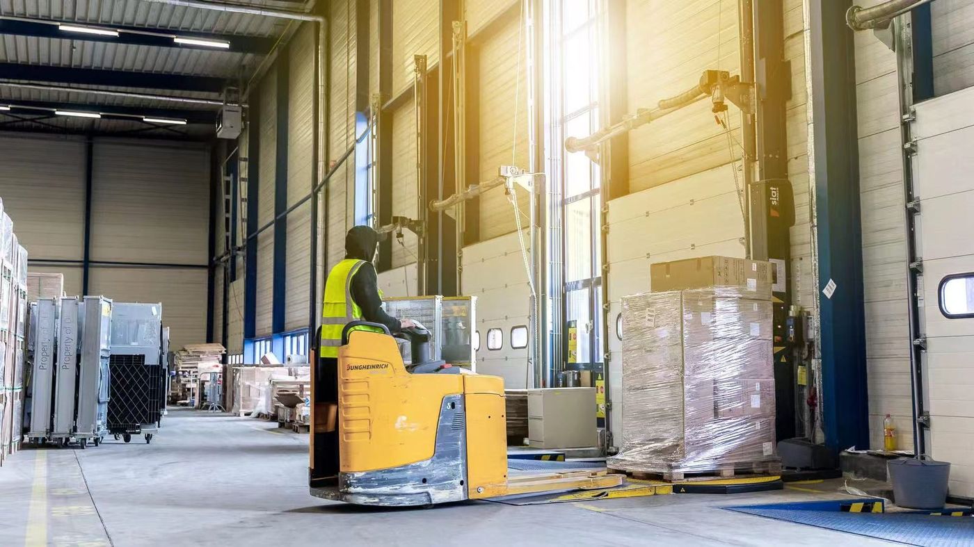 Warehouse fulfillment operations